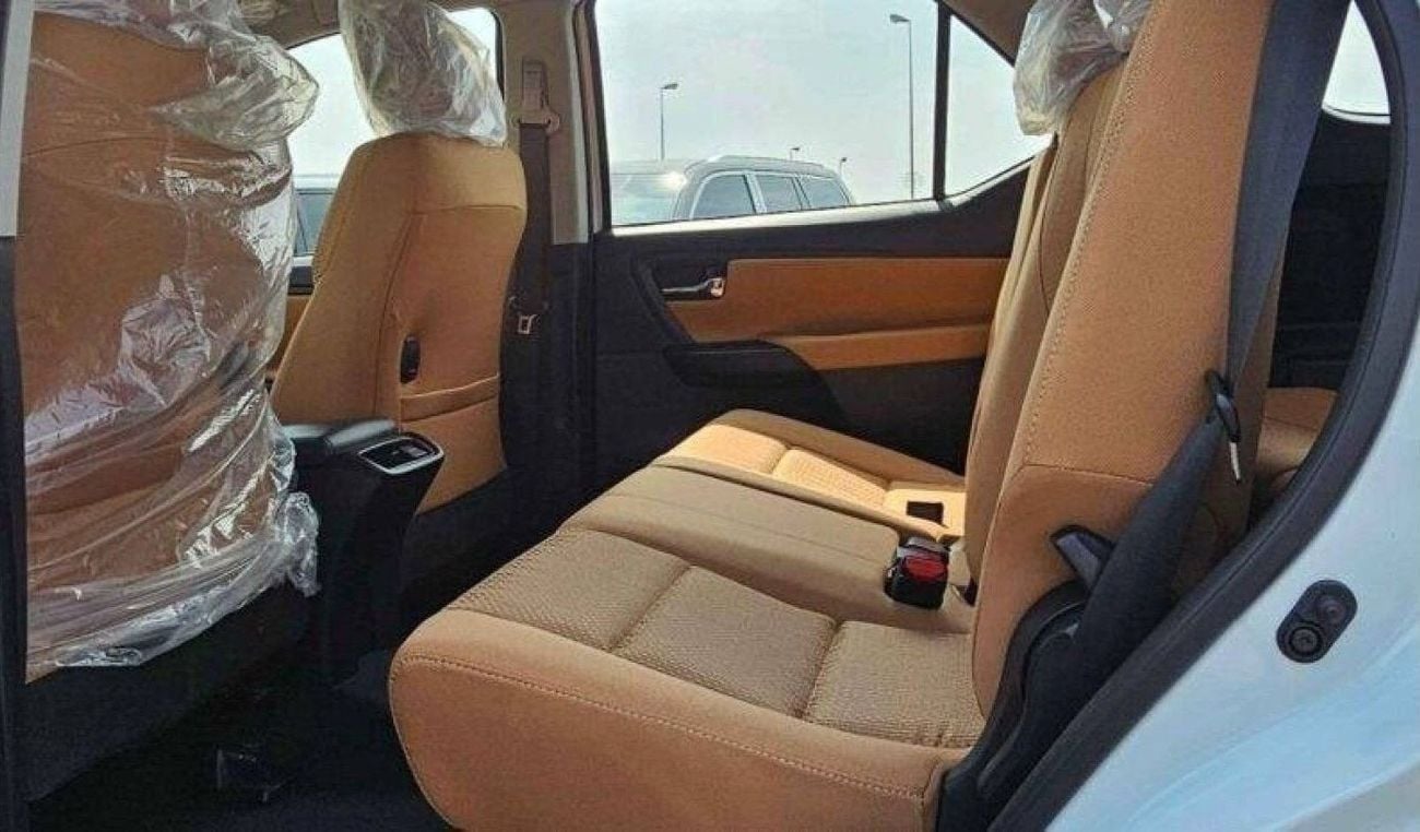 تويوتا فورتونر GX2 2.7L FWD