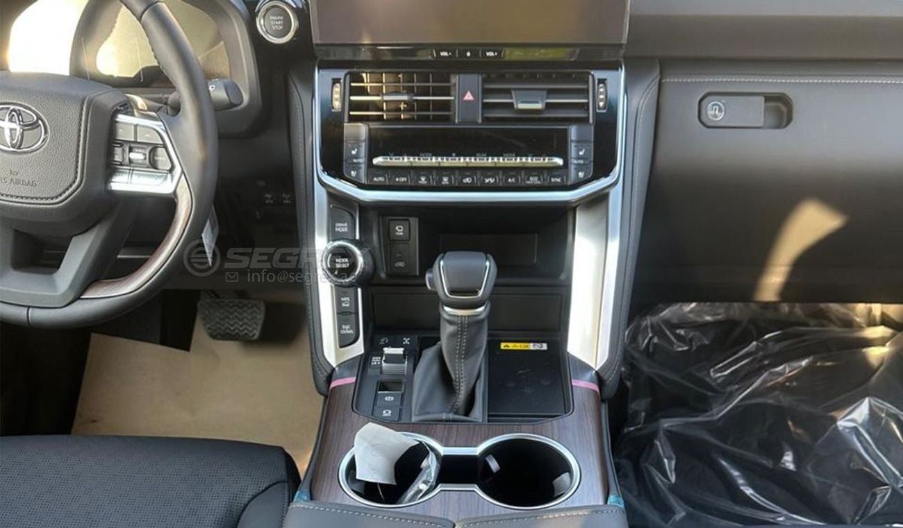 تويوتا لاند كروزر VX (LC300), 3.3L Turbo Diesel 4WD 10-Speed Automatic (LC300) 3.3L Turbo Diesel 4WD 10A/T | 2026 Model | Only for Export