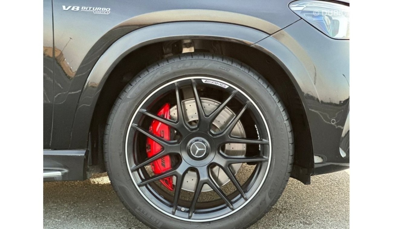 مرسيدس بنز GLE 63 AMG S 4MATIC+ السيارة بحالة الوكالة صبغ وكالة عليه ضمان اعلا مواصفات فل كاربون تحكم كامل عليه بي بي اف ك