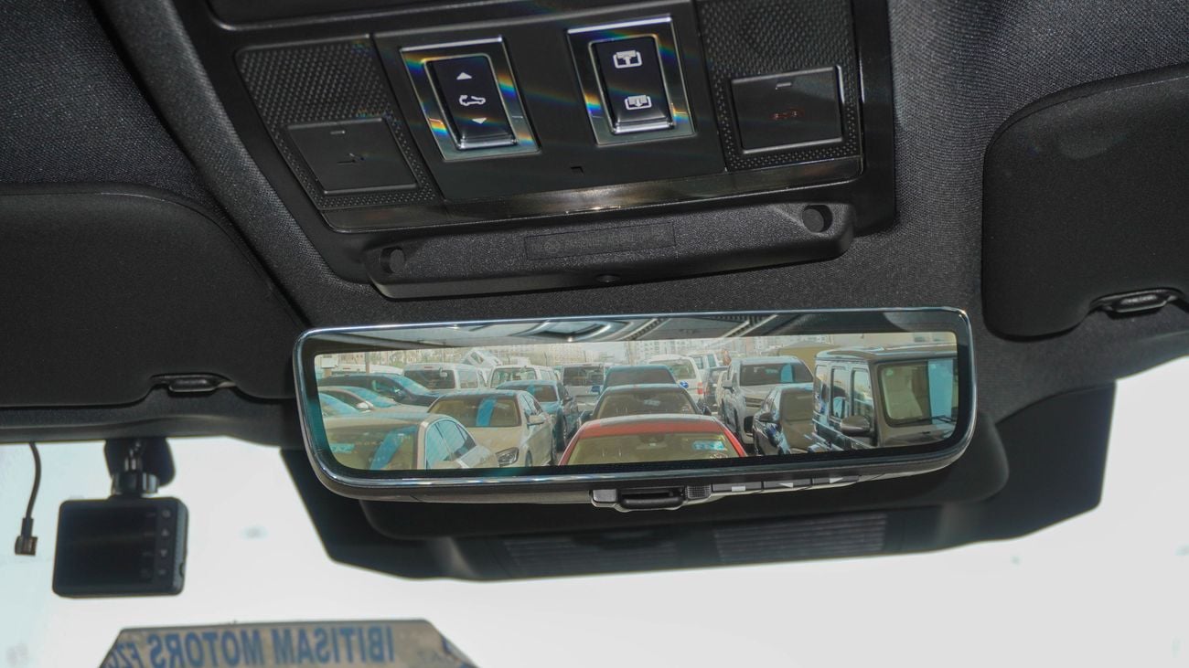 Land Rover Defender 3.0 L V6 d  RHD