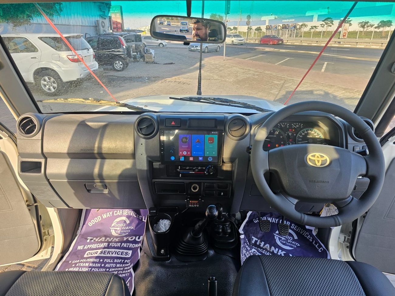 تويوتا لاند كروزر بيك آب Double Cabin-RHD-4.5L-Diesel-Manual-4WD-8 Cylinders-5 Seats-4 Doors