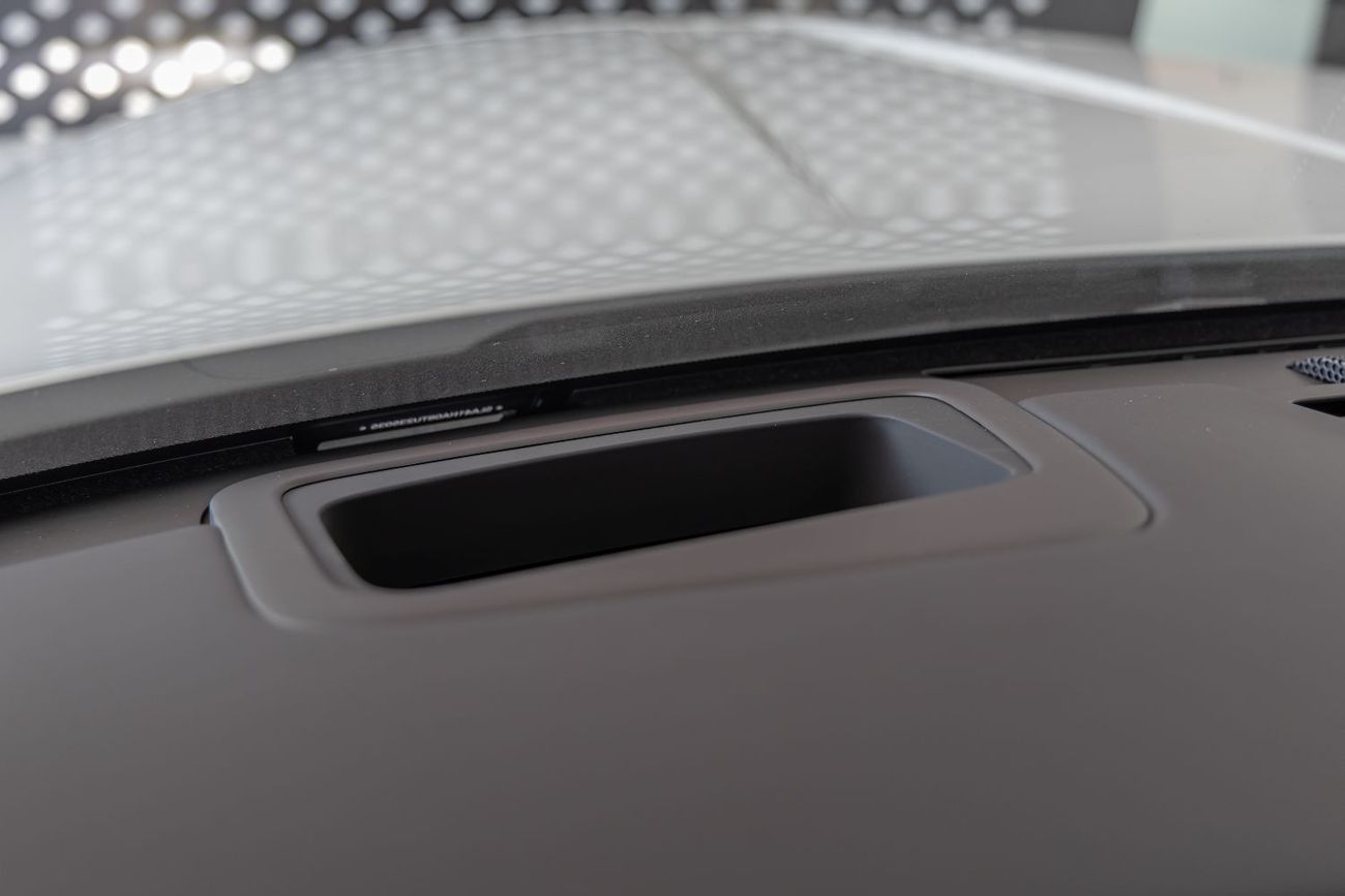 رولز رويس كولينان ROLLS-ROYCE CULLINAN | BLACK BADGE | FULL OPTIONS | BESPOKE SOUND SYSTEM | GCC SPECS | DEALER WARRAN