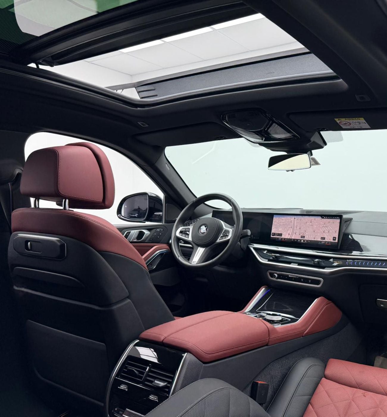 BMW X6 2025 BMW X6 xDrive40i M-Sport PRO, 2029 BMW Warranty + Service Pack, Very Low Km, Fully Loaded, GCC