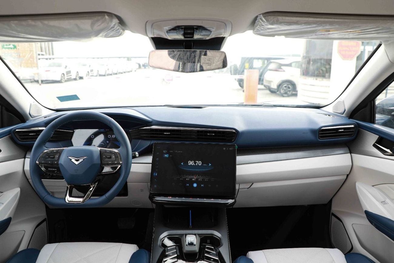 كايي X7 2025 KAIYI X7 LIMITED 2.0 - WHITE inside BLUE & WHITE | Export Price