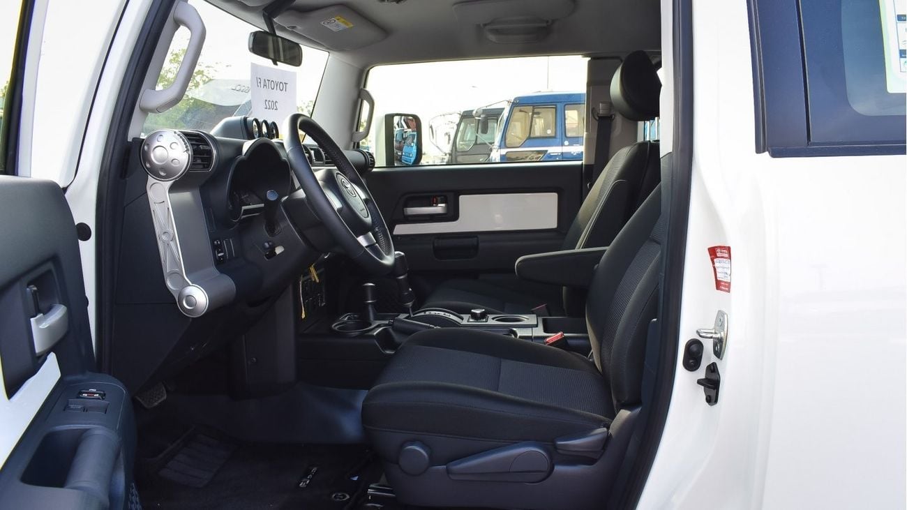 Toyota FJ Cruiser 4.0L  Full Option