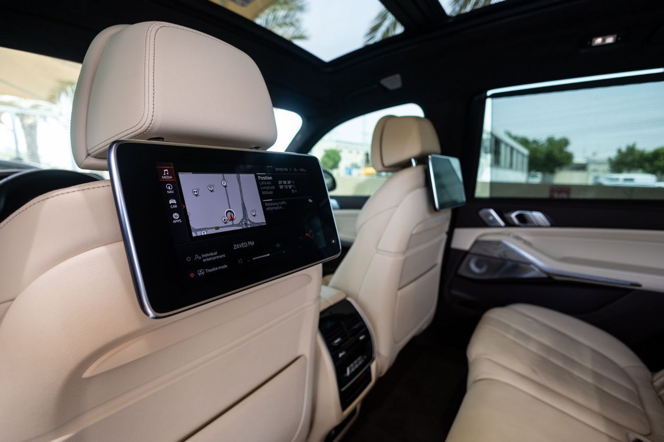 BMW X7 XDrive50i 4.4L