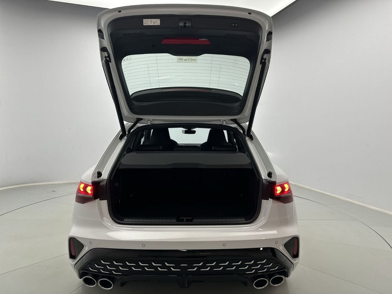 Audi S3 TFSI quattro 2.0L Sportback 333hp (Ref# 42390)