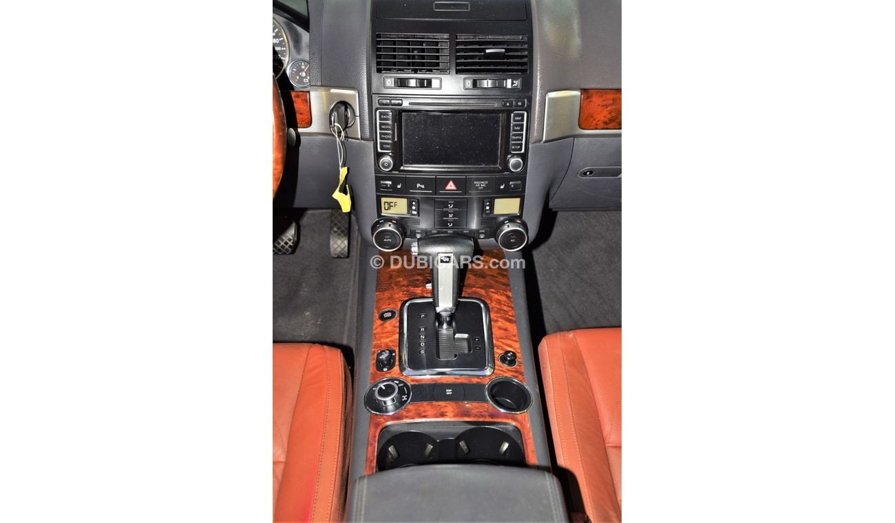 Volkswagen Touareg LOW MILEAGE! for our Volkswagen Touareg 2009 Model!! in White Color! GCC Specs