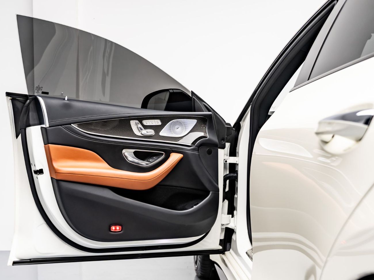 مرسيدس بنز ايه ام جي جي تي 53 2022 Mercedes GT 53 AMG, 3.0 TC I6, AWD, 429bhp, 9 Speed Automatic