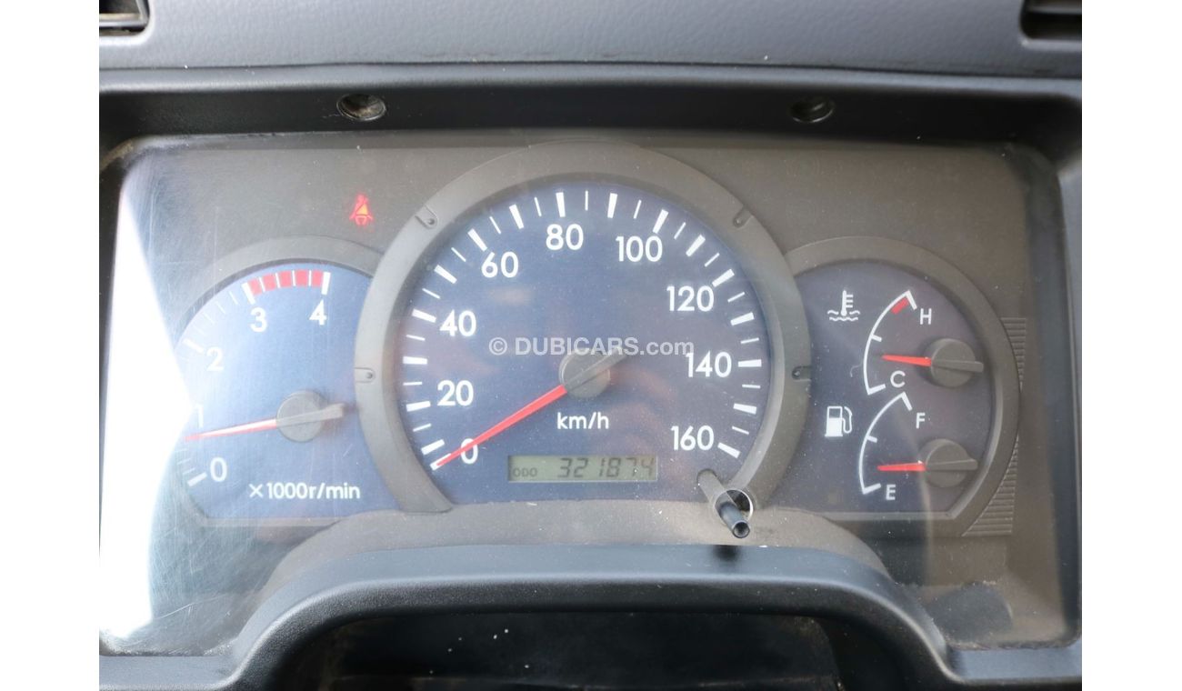 Mitsubishi Fuso Canter 2017 | MITSUBISHI CANTER HD DRY BOX - WITH GCC SPECS AND EXCELLENT CONDITION