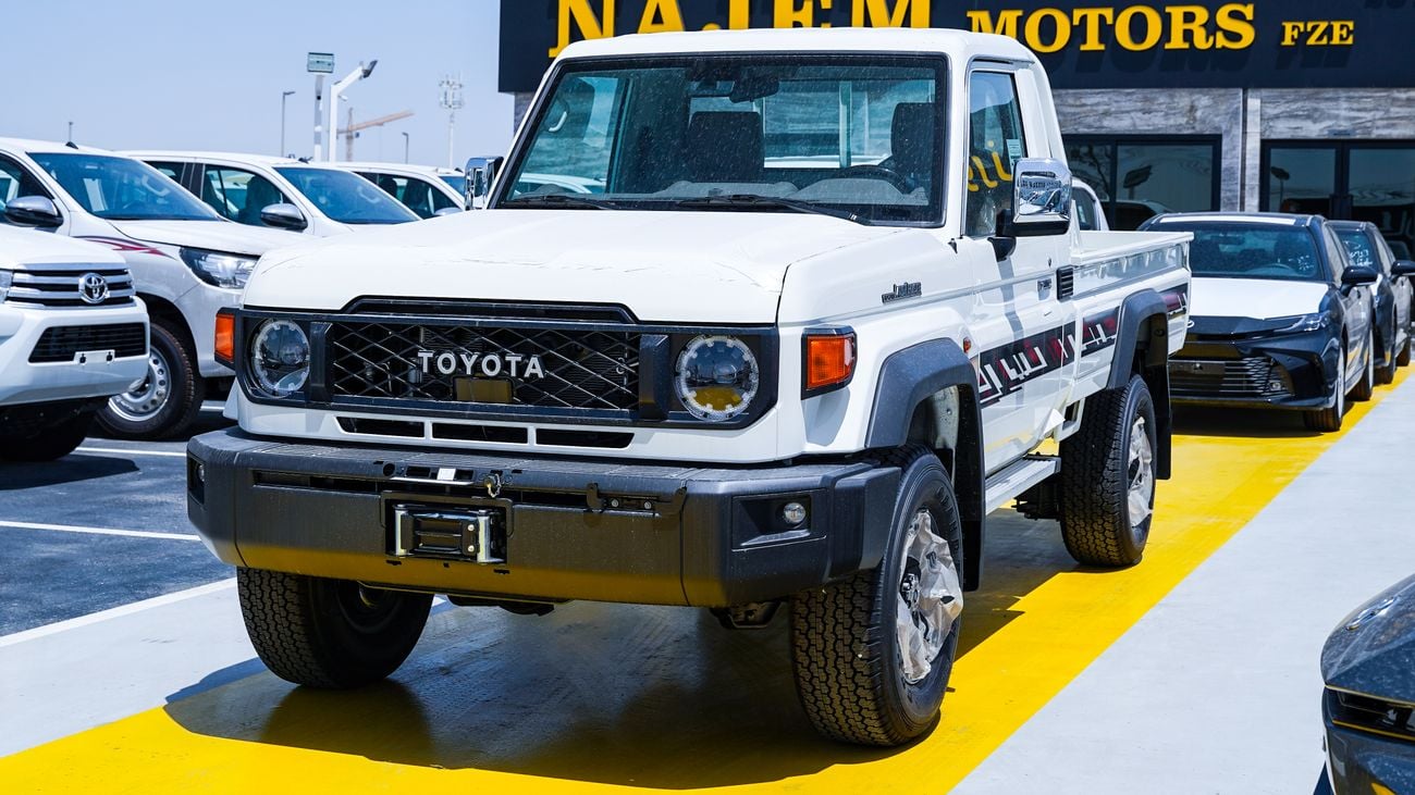 تويوتا لاند كروزر بيك آب