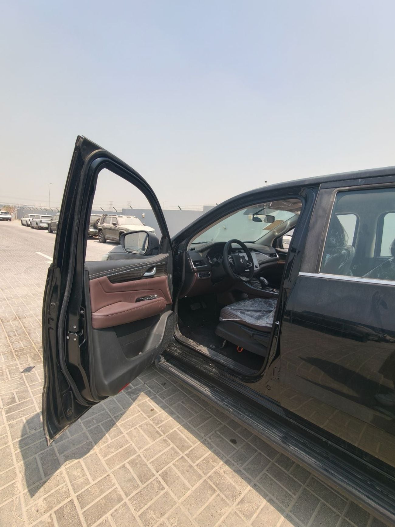 Dongfeng Rich 7 275A Dongfeng Rich 7 Black