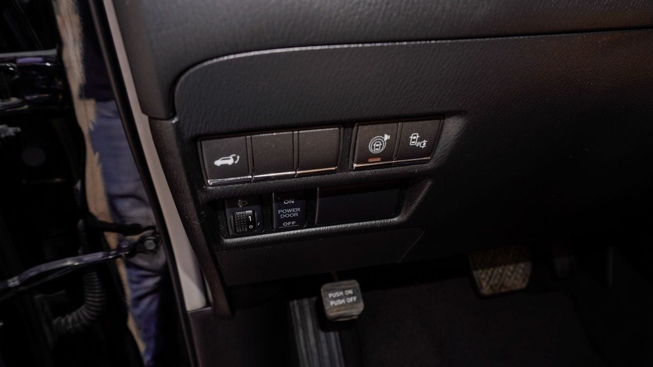 Nissan Patrol Platinum LE V8