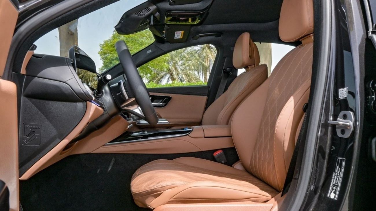 مرسيدس بنز E200 Mercedes-Benz E200 Premium Plus | AMG Night Package | Hyper Screen | Fully Loaded 2024 Brand New