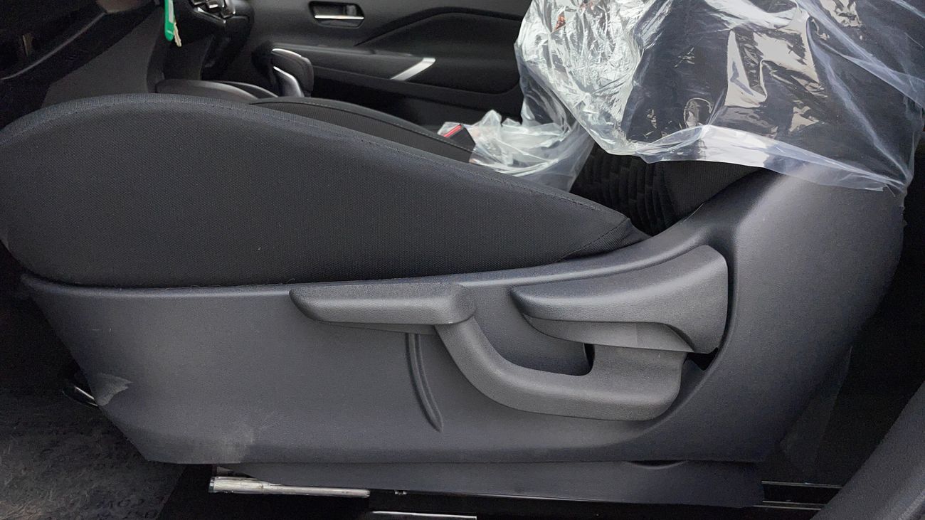 Nissan Kicks SV 1.6 | Zero Down Payment | Free Home Test Drive