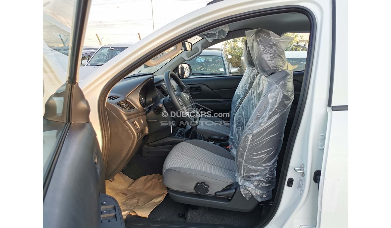 Mitsubishi L200 GLX, 2.4L Diesel, M/T, 4WD, Black Rims (Code # MLP07)