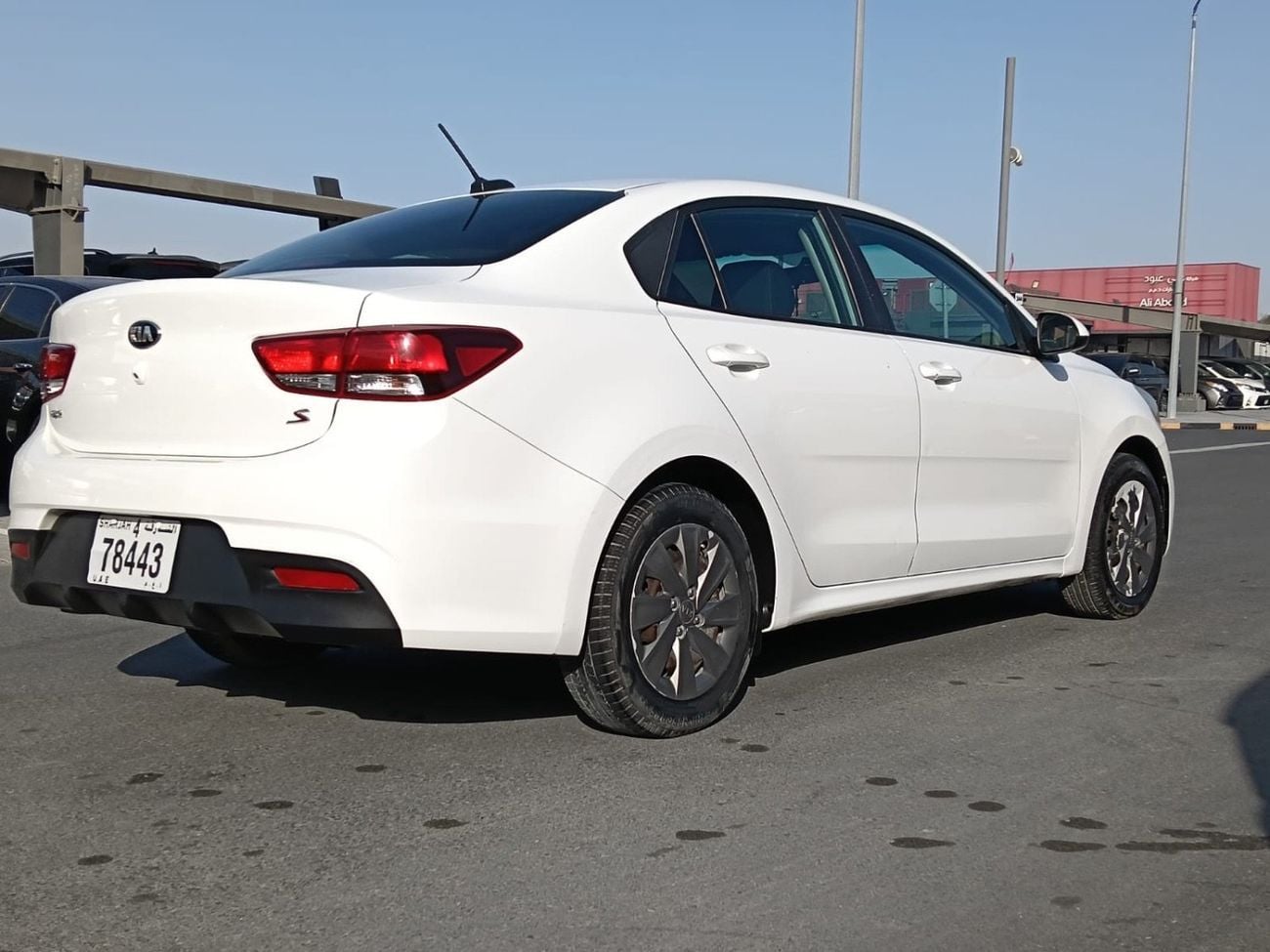 كيا ريو LX EX 1.4L (107 HP) Sedan