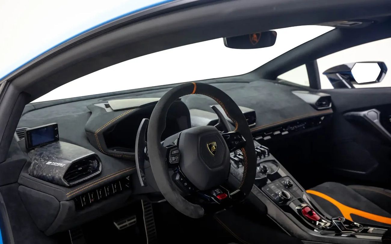 لامبورغيني هوراكان Performante - Japanese