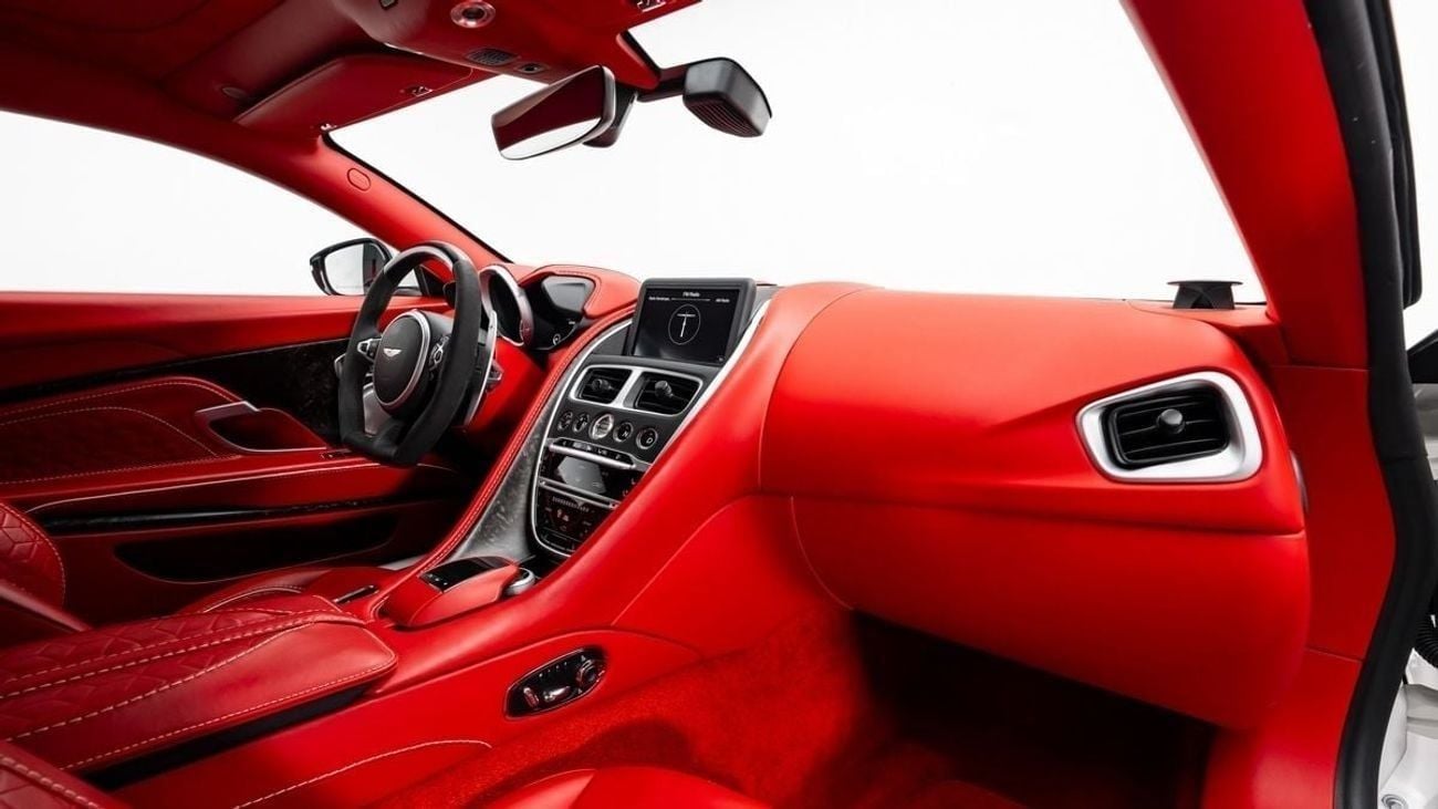 Aston Martin DBS Superleggera 5.2L Superleggera - 2019 - GCC Specs