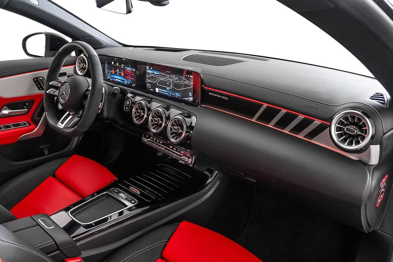 مرسيدس بنز CLA 35 AMG 4MATIC