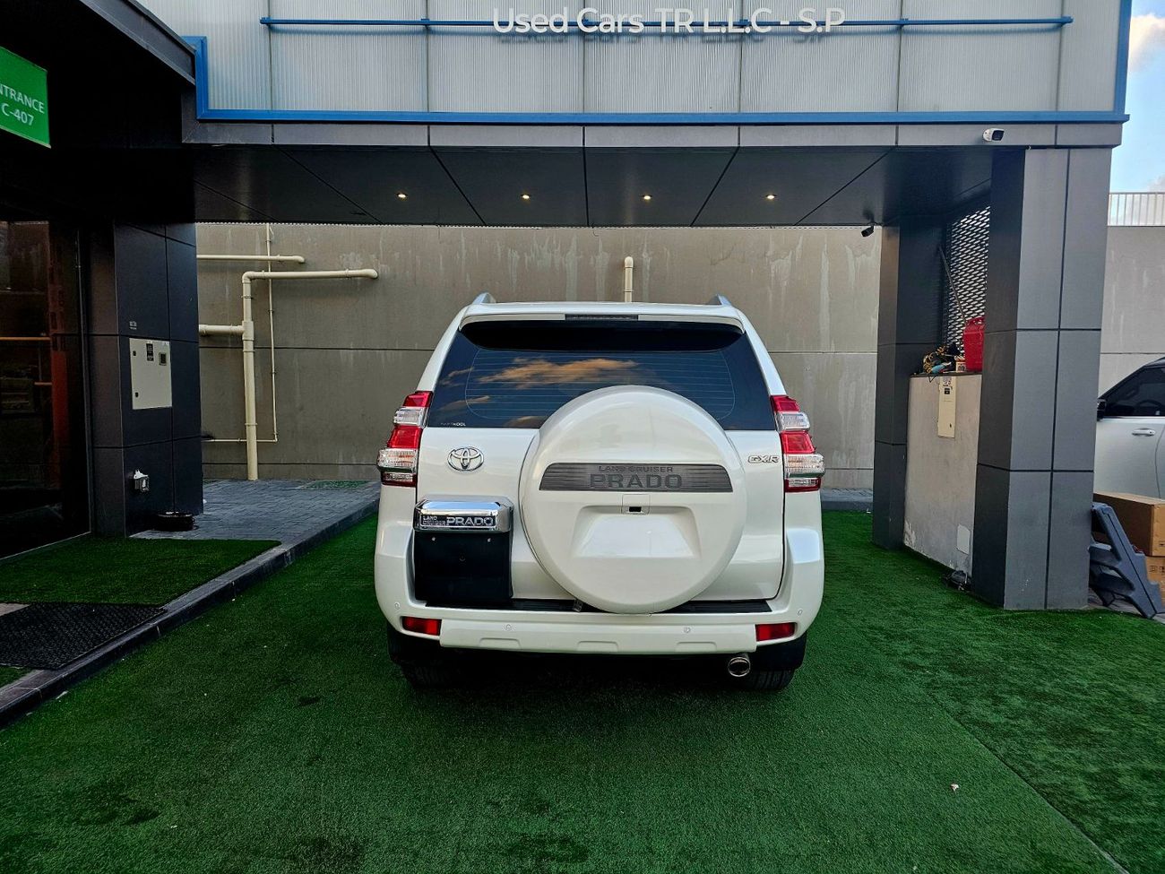 تويوتا برادو GXR/ SUNROOF/ ELECTRIC LEATHER SEATS/ FULL OPT/ V6 4.0 4WD/ LOW MILEAGE