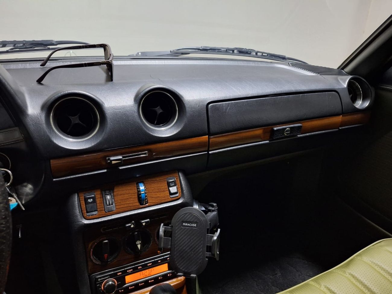 Mercedes-Benz 280 CE Coupé