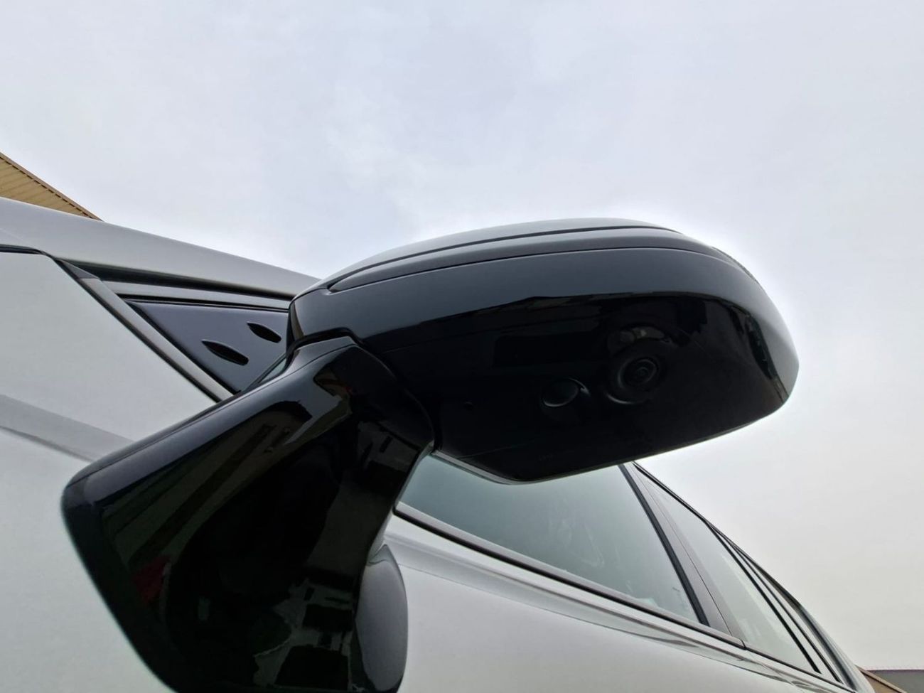 Lexus LX 700h LEXUS LX700h OVERTRAIL - 3.5L - HYB - AT - 2026 MY