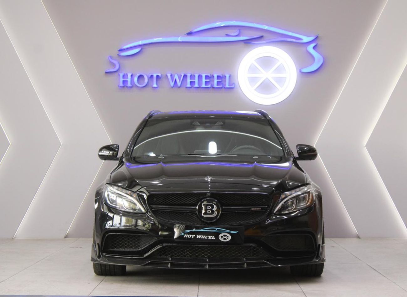 مرسيدس بنز C 63S AMG Std 4.0L (5 Seater)