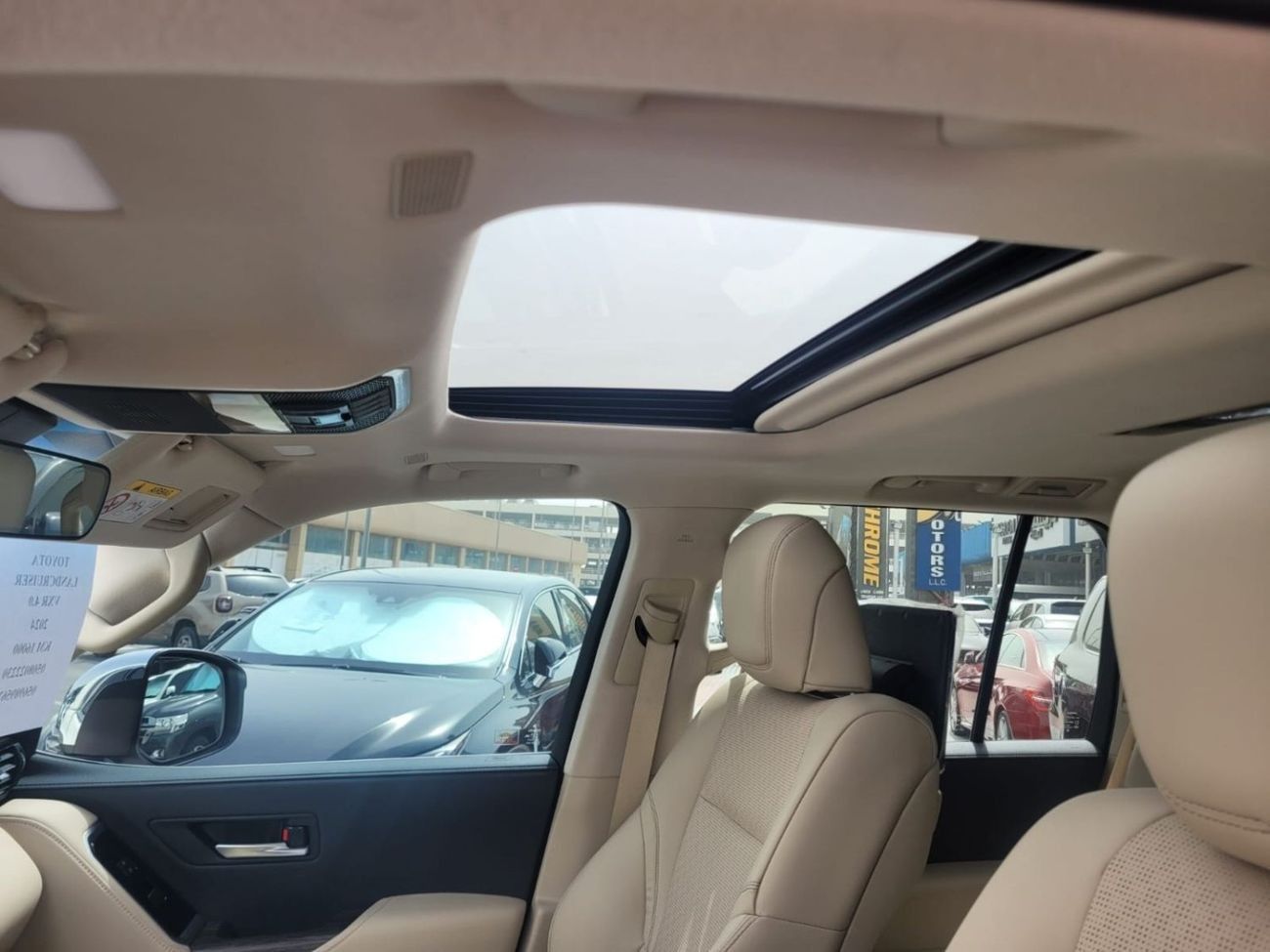 Toyota Land Cruiser VXR 4.0L TOYOTA LANDCRUISER VXR 4.0 4 YEARS WARRANTY FROM ALFUTTAIM