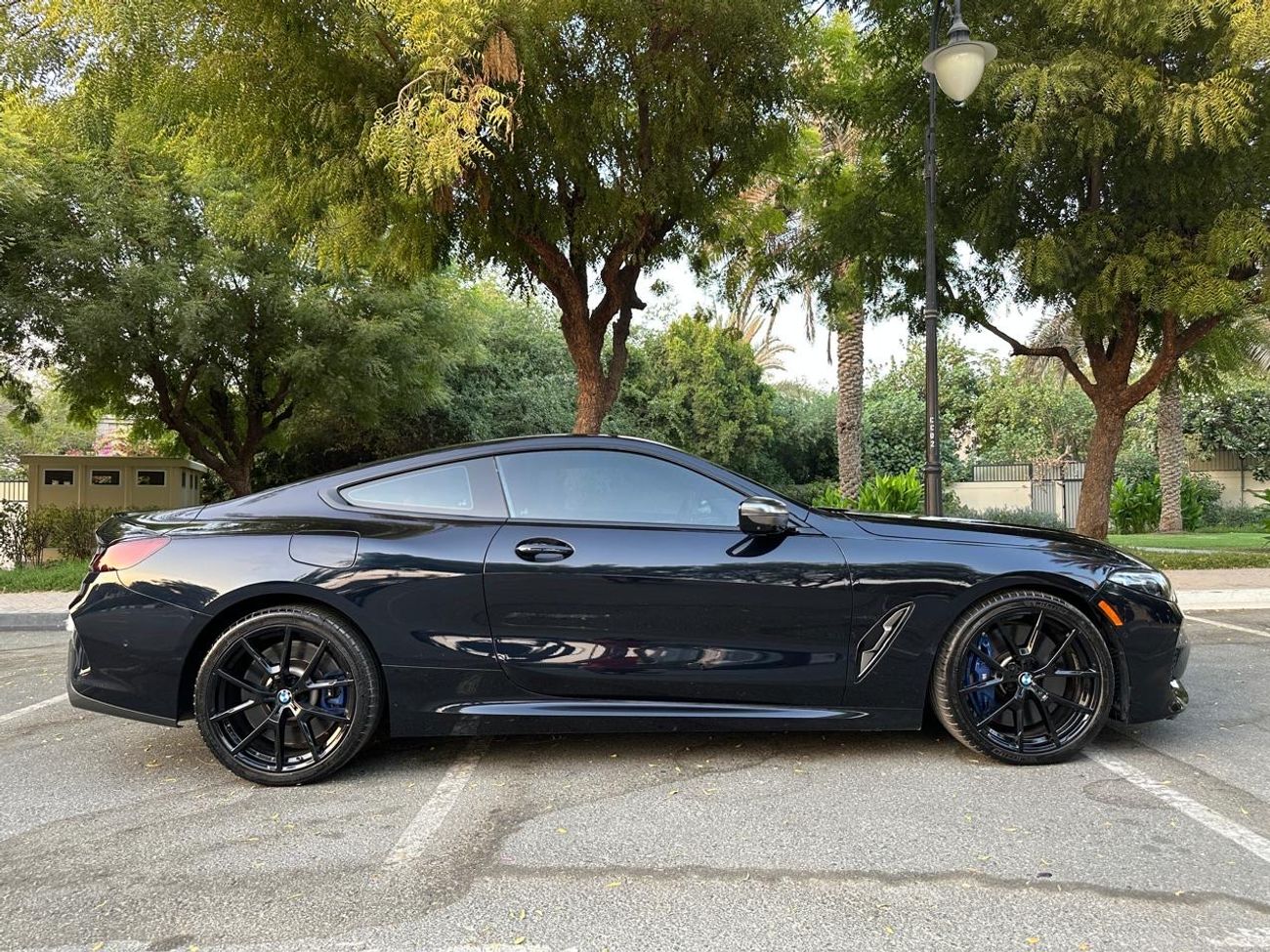 بي أم دبليو M850i