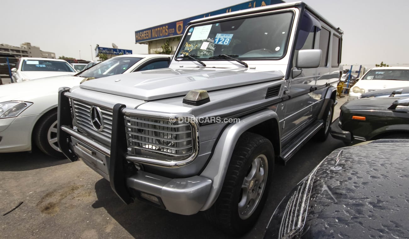 Mercedes-Benz G 500