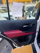 تويوتا لاند كروزر VXR White inside Red