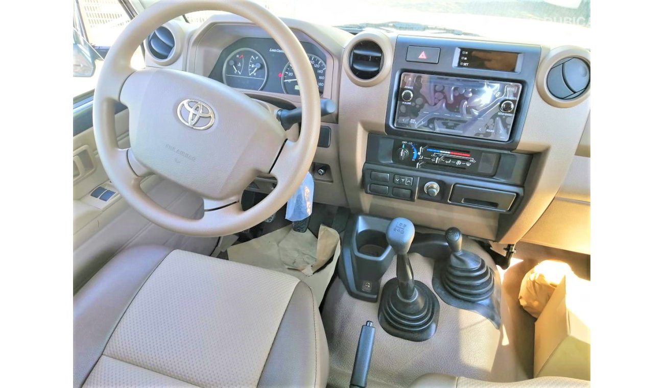 Toyota Land Cruiser Pick Up hard top  diesel 5 doors