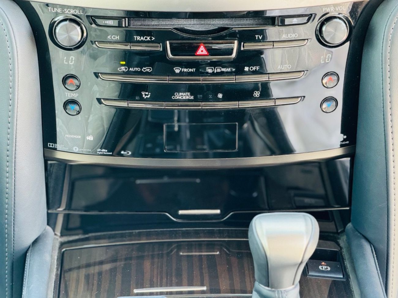 Lexus LX 570 Lexus lx 570 RHD full option top of the range