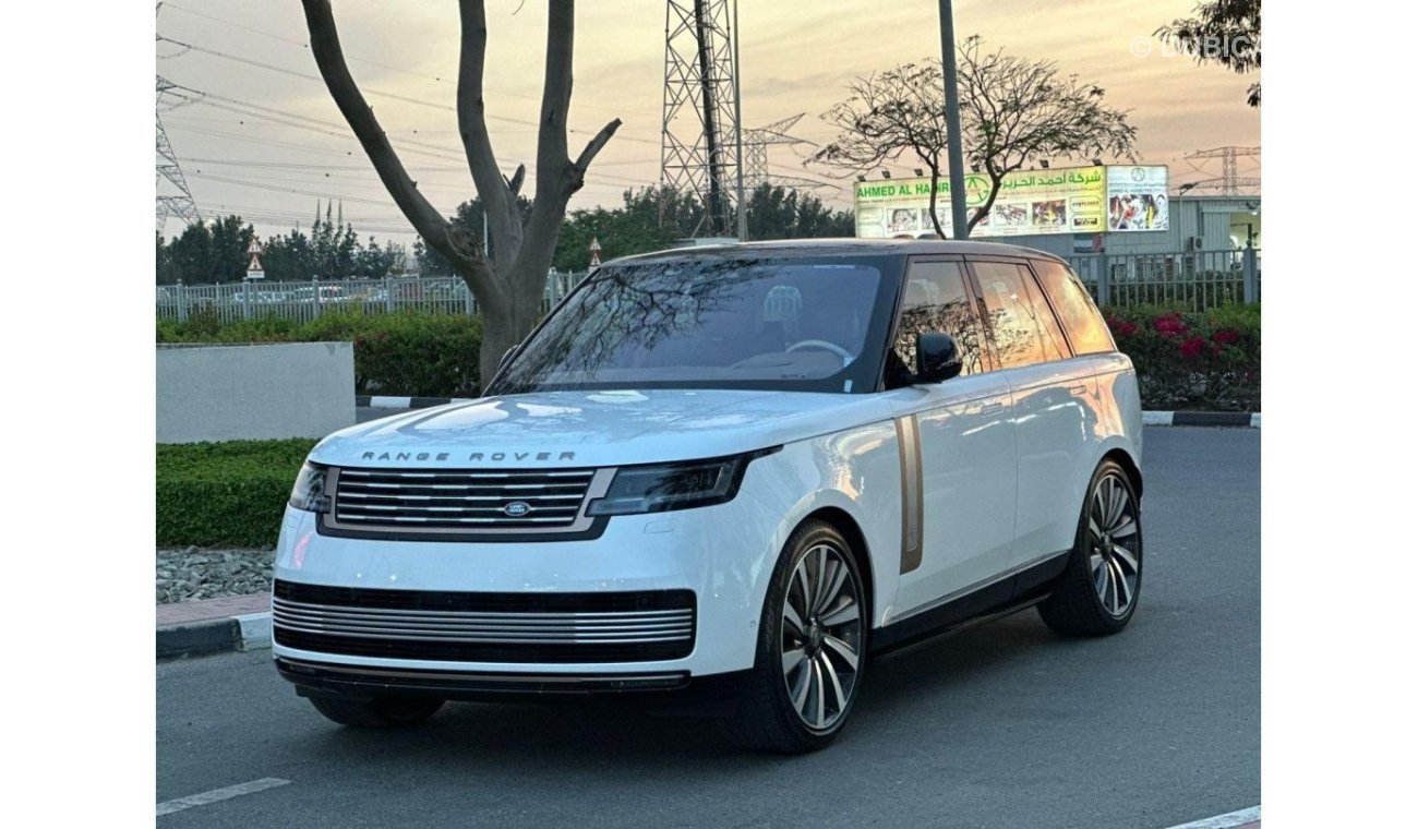 Land Rover Range Rover BRAND NEW GCC SPEC UNDER WARRANTY AND SERVICE