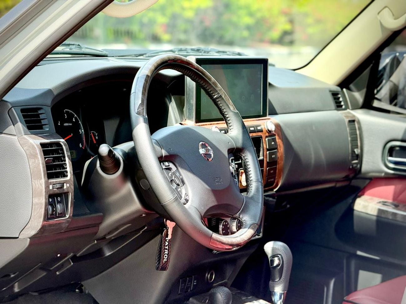 Nissan Patrol Super Safari NISSAN PATROL SUPER SAFARI 4.8L V6 | GCC SPECS | YEAR: 2023 | KMS: 57,000 | FULL-SERVICE HISTORY UND