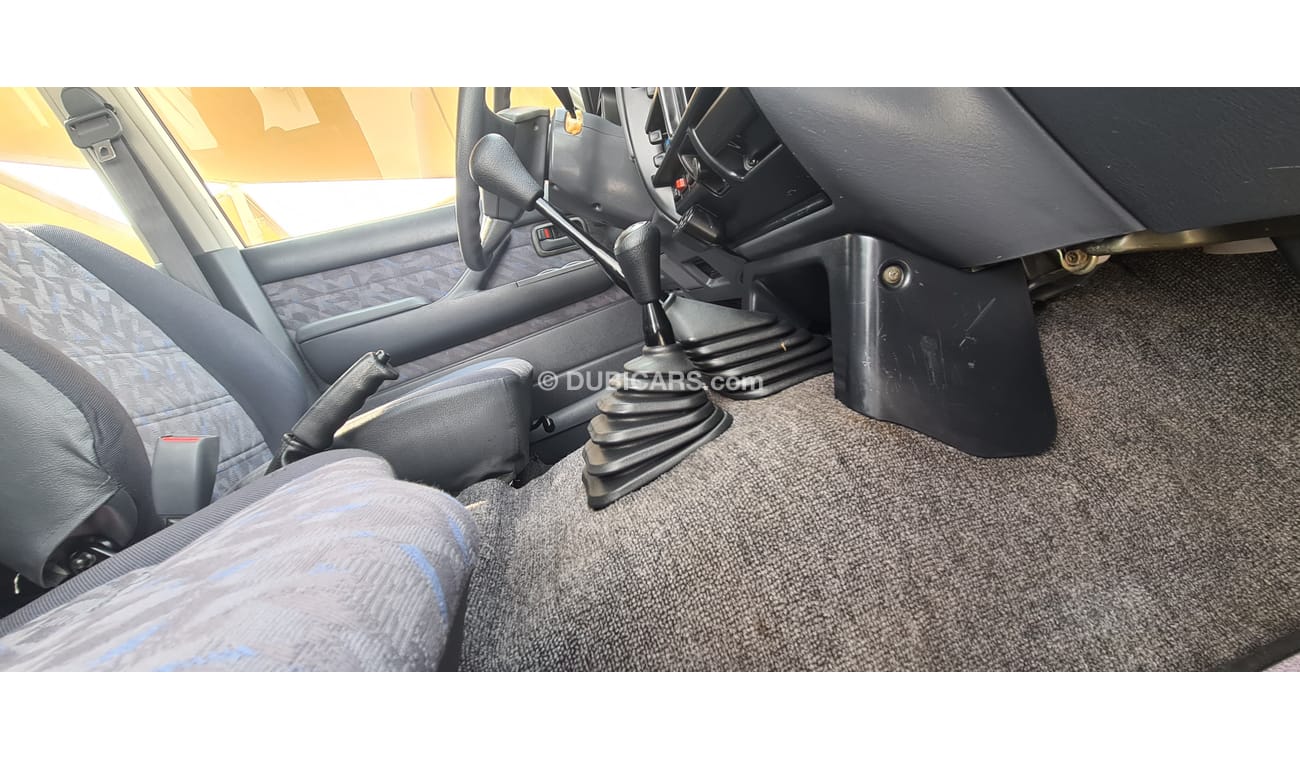 Toyota Land Cruiser GX-4500