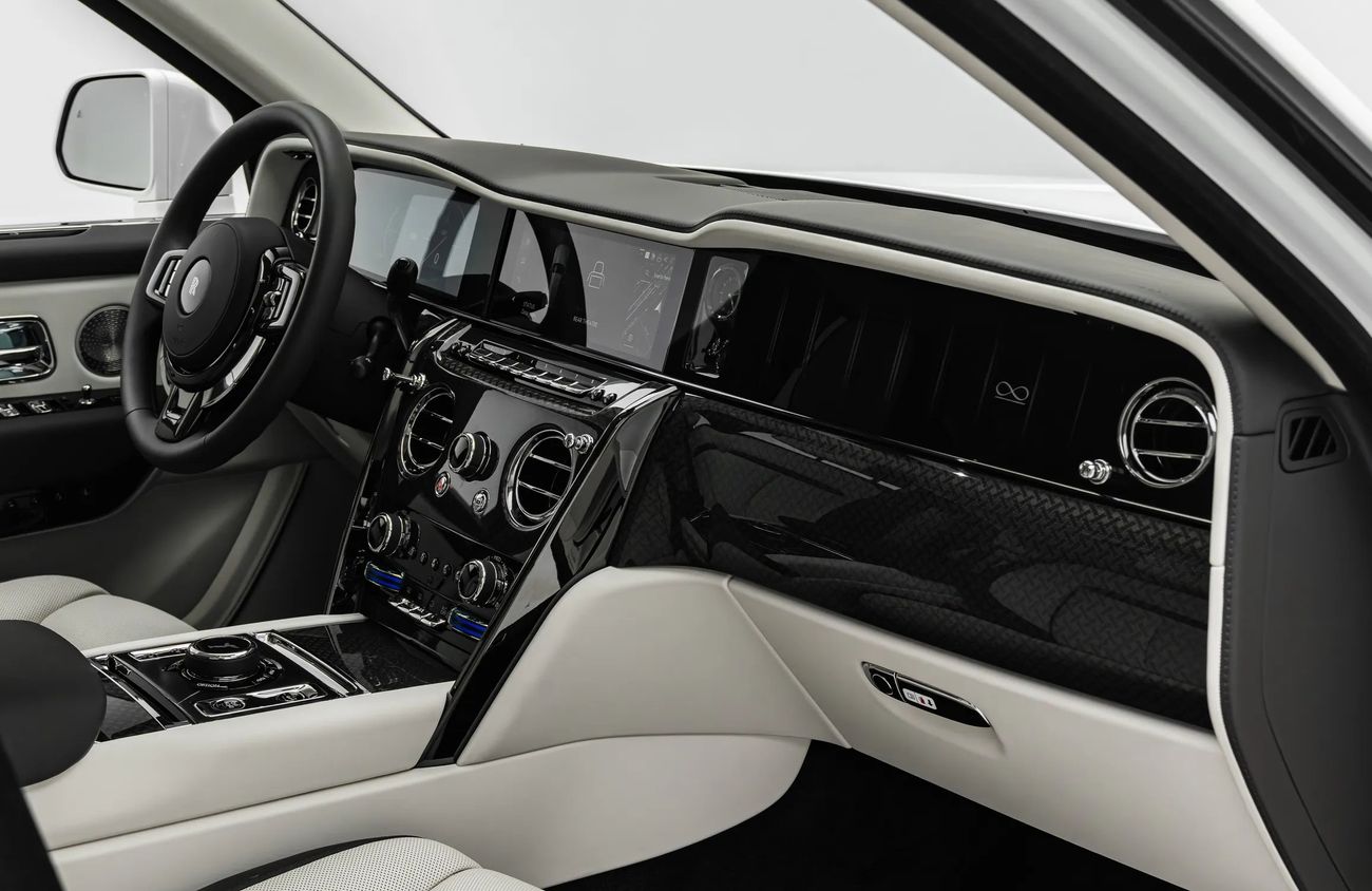 رولز رويس كولينان 6.75L V12 Twin-Turbocharged Engine | Warranty