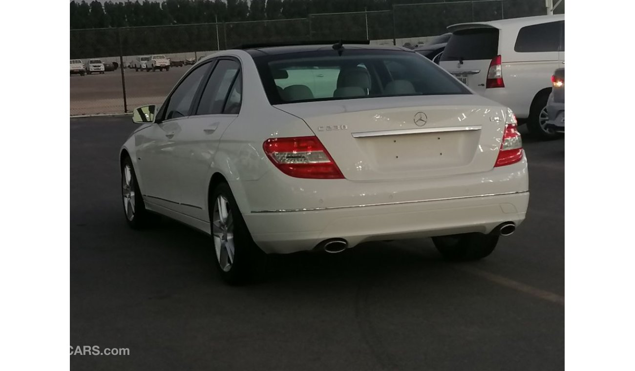 Mercedes-Benz C 280 2009 GCC SPECEFECATION VERY CLEAN INSIDE AND OUT SIDE WITHOUT ACCEDENT