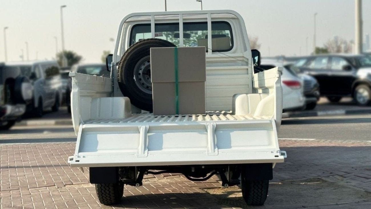 تويوتا لاند كروزر بيك آب  4.2L V6 DIESEL 2024