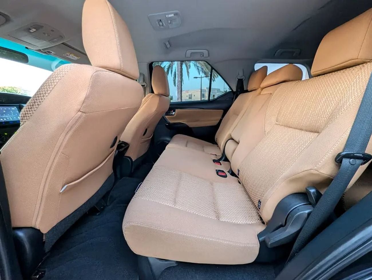 Toyota Fortuner EXR - V4 2.7L 4X4 - Accident Free Low mileage - GCC Specs