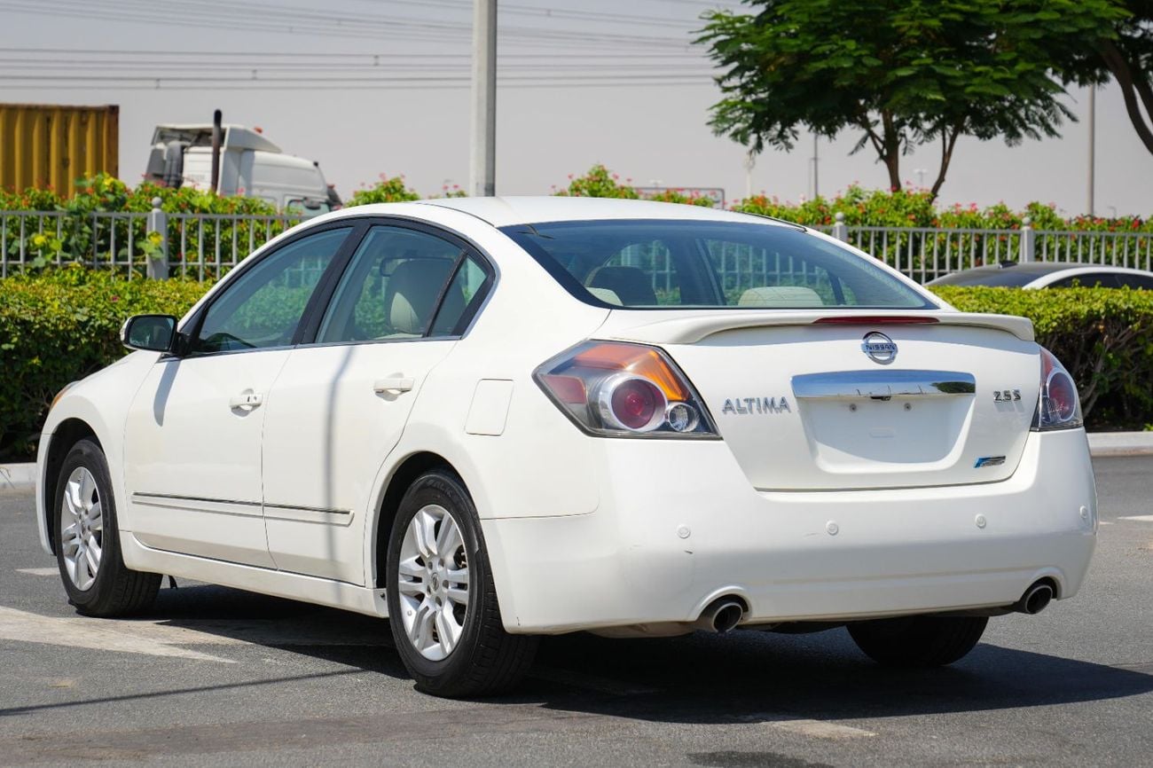 Nissan Altima S 2010 GCC SPECS