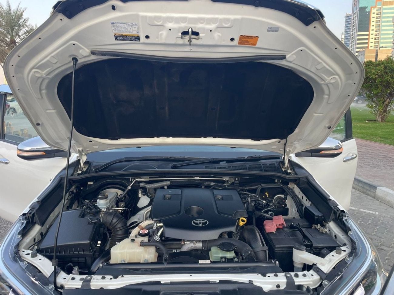 تويوتا هيلوكس DL S GLX 2.8L AWD A/T