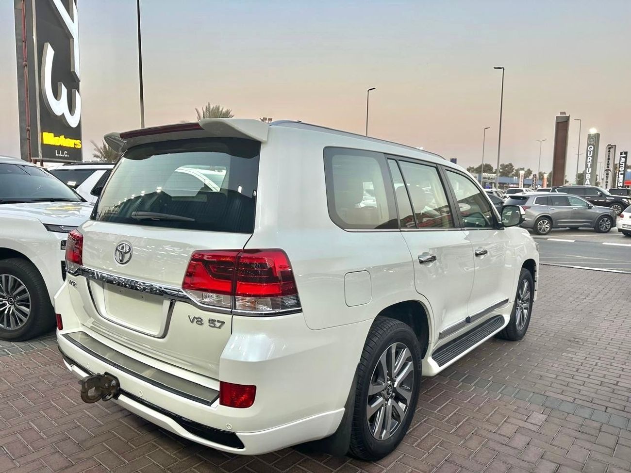 تويوتا لاند كروزر