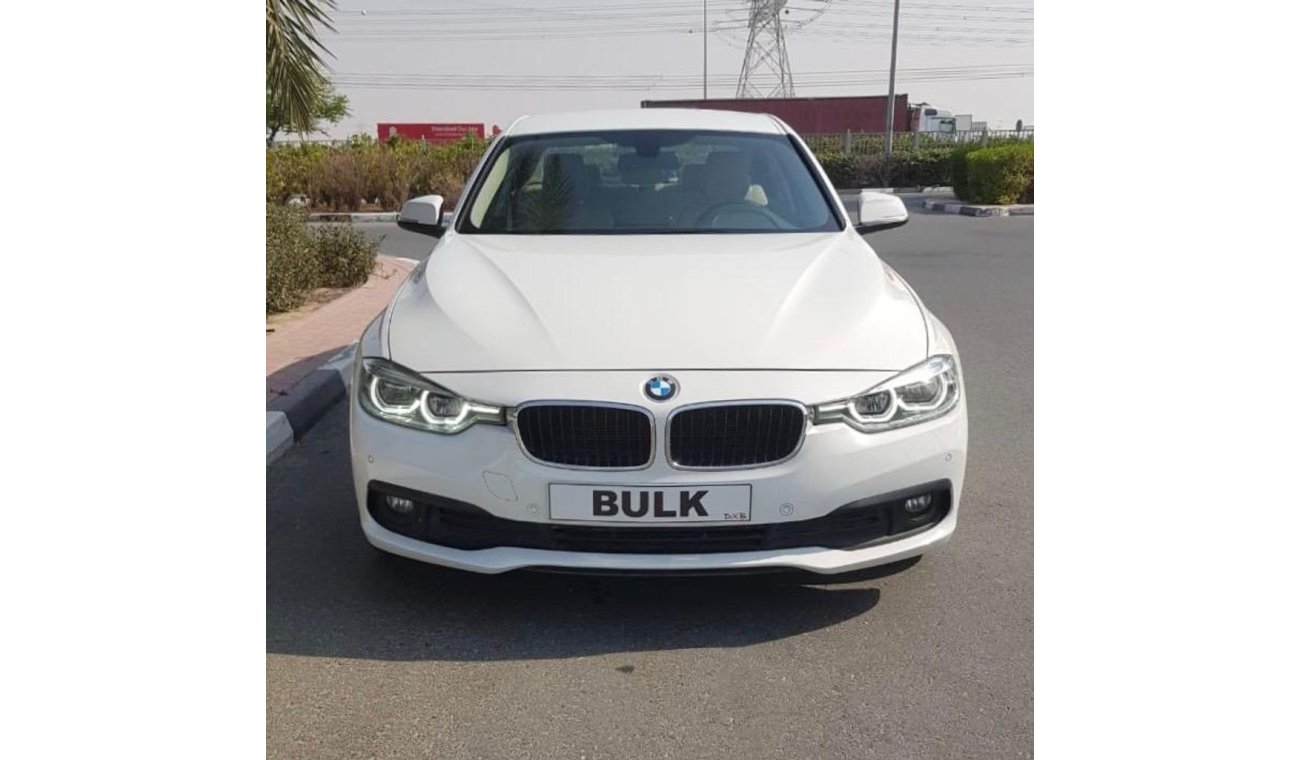 بي أم دبليو 320 BMW 320 Led Light - Rear Camera - AED 1,049/ Monthly - 0% DP - Under Warranty - Free Service