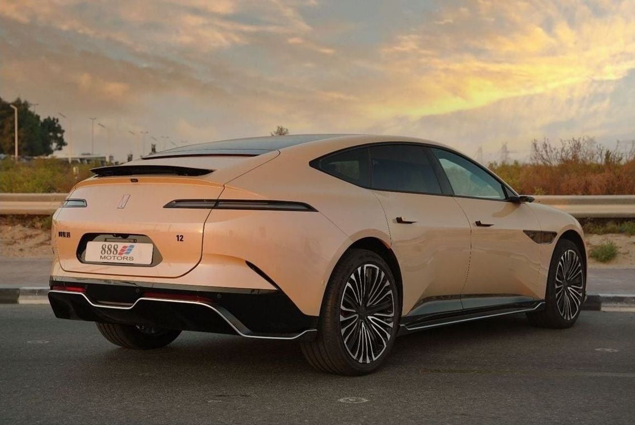 Avatr 12 2025 AVATR 12 Long Range 2-motor AWD 0Km