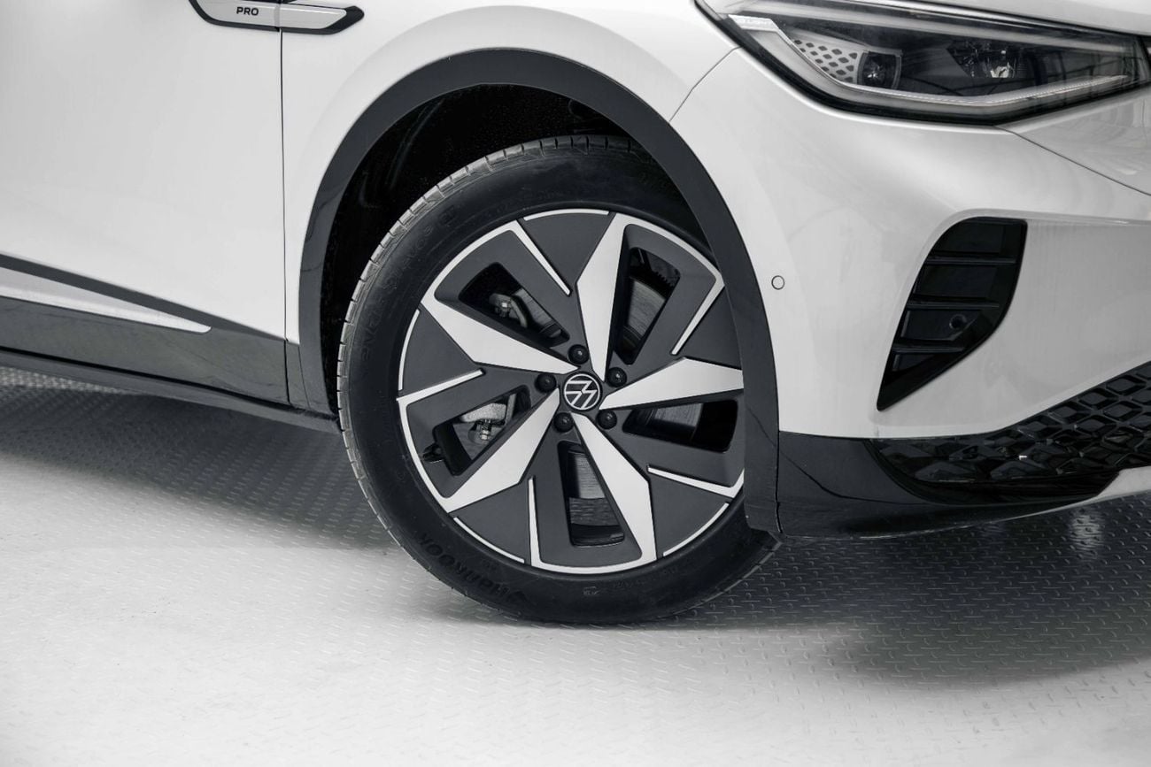 Volkswagen ID.4 Crozz Pro - White Inside Black | Export Only