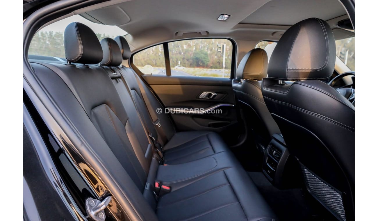 بي أم دبليو 320 BMW 320 i 2022 مواصفات يابانية بحالة ممتازة