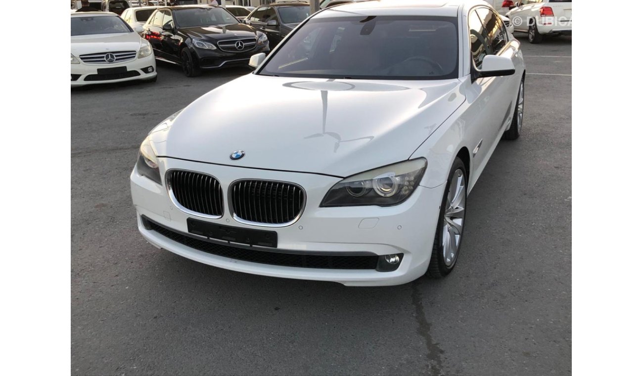 BMW 750Li BMW 750 model 2010 GCC car prefect condition full option low mileage