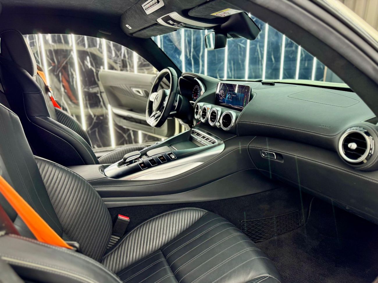 مرسيدس بنز AMG GT